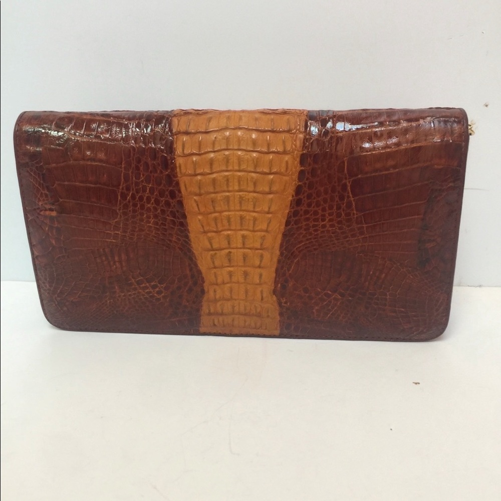 Alligator bag